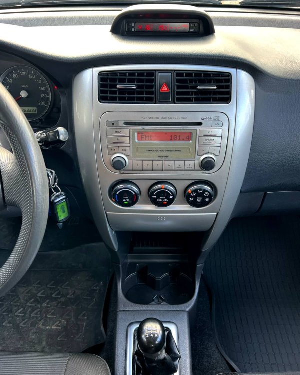 Suzuki Liana I · Рестайлинг - Image 14