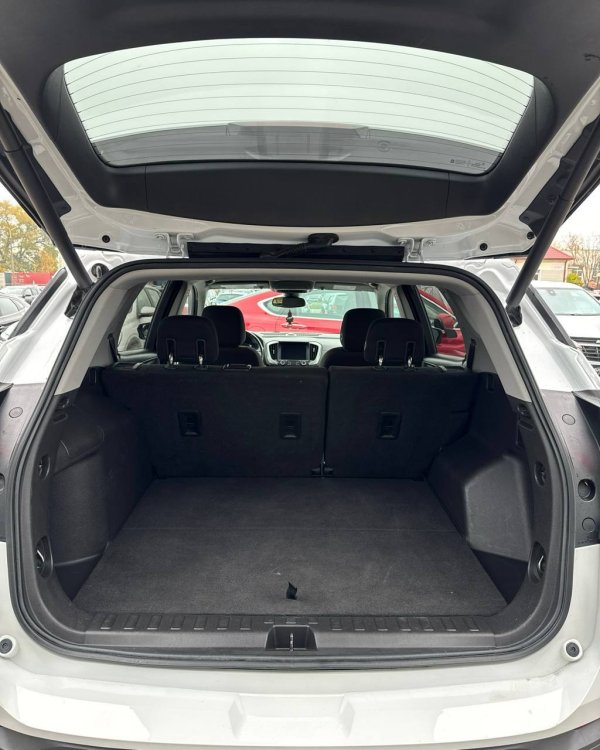 GMC Terrain II - Image 14