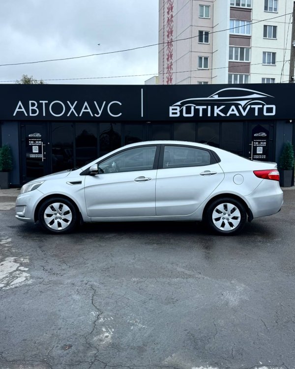 Kia Rio III - Image 4