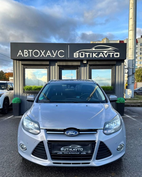 Ford Focus III - Image 2