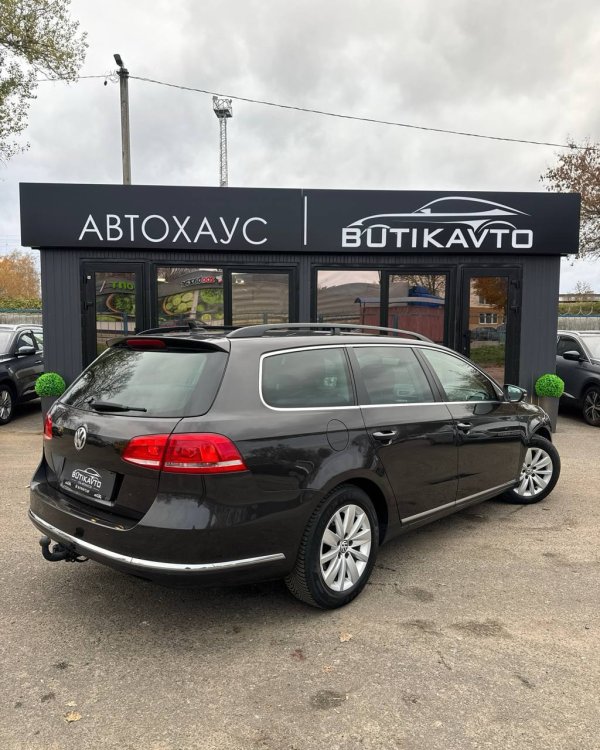 Volkswagen Passat B7 - Image 6