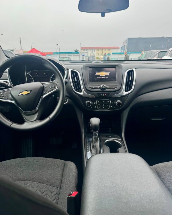 Chevrolet Equinox III · Рестайлинг - Image 11
