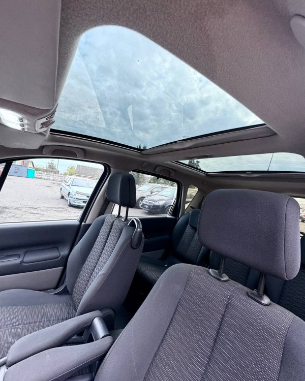 Renault Grand Scenic II · Рестайлинг - Image 24