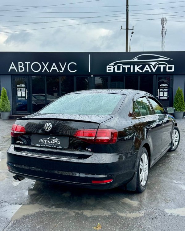 Volkswagen Jetta VI · Рестайлинг - Image 6
