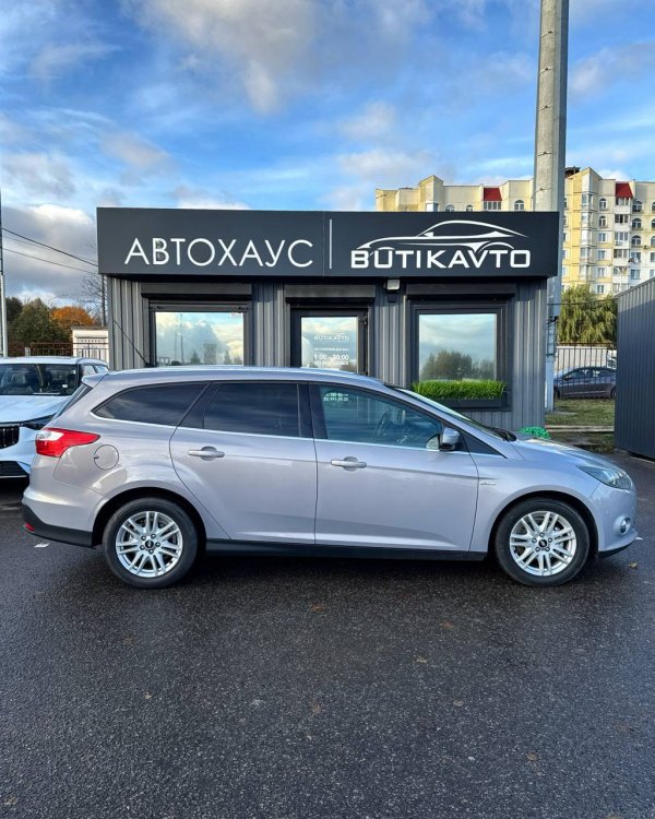 Ford Focus III - Image 7