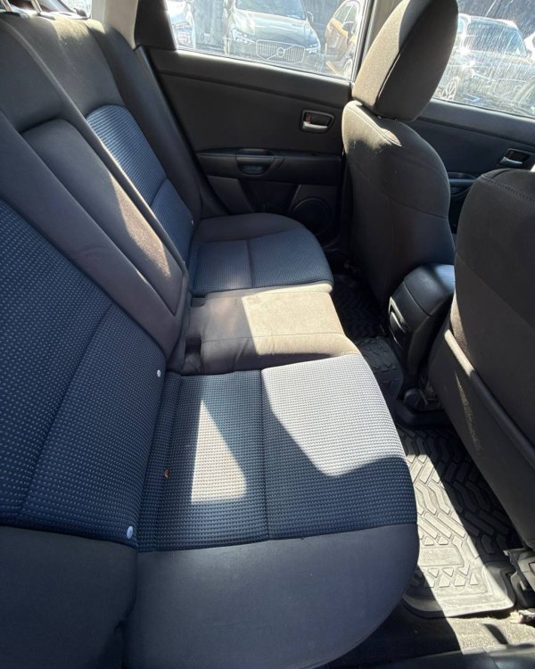 Mazda 3 BK - Image 11