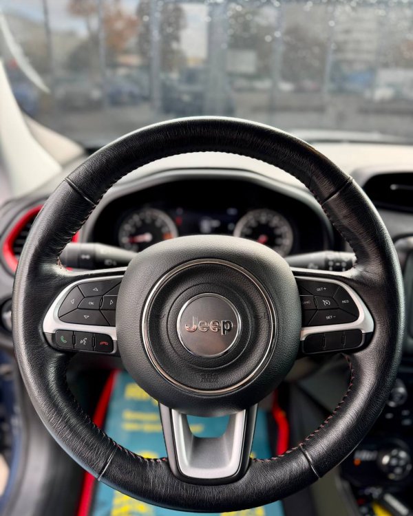 Jeep Renegade I · Рестайлинг - Image 15
