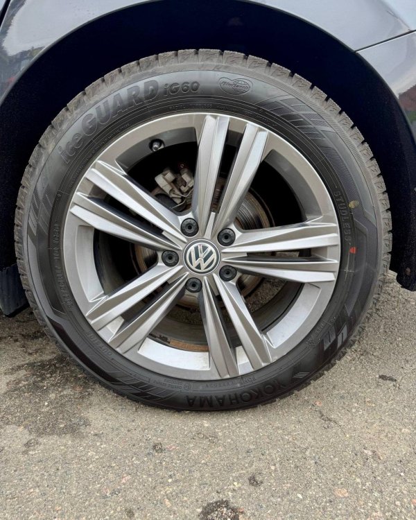 Volkswagen Jetta VII - Image 15