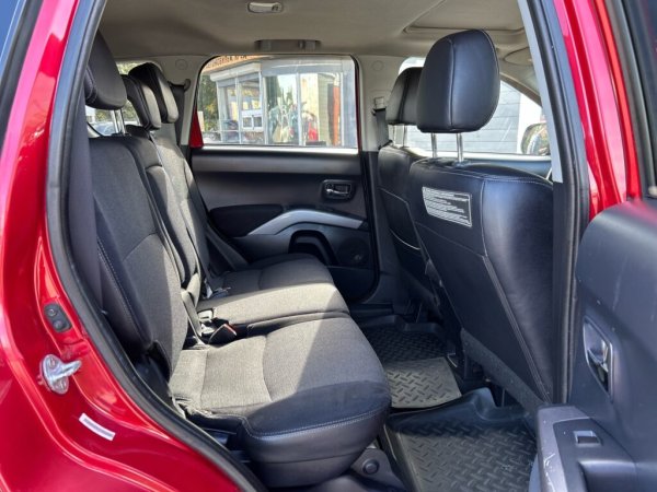 Mitsubishi Outlander XL, 2009 г - Image 21