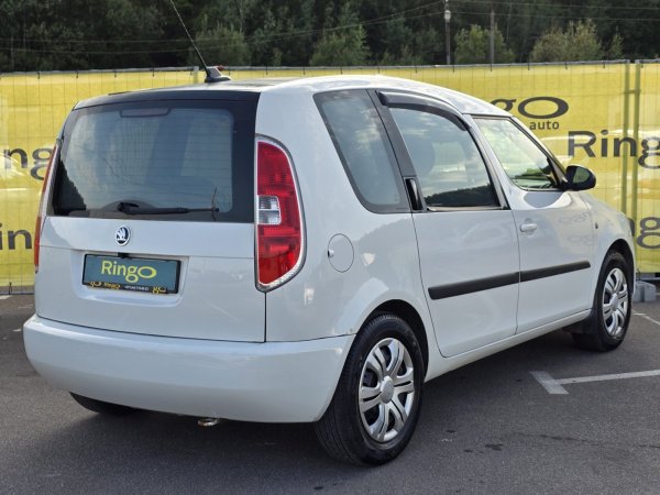 Skoda Roomster I · Рестайлинг - Image 6