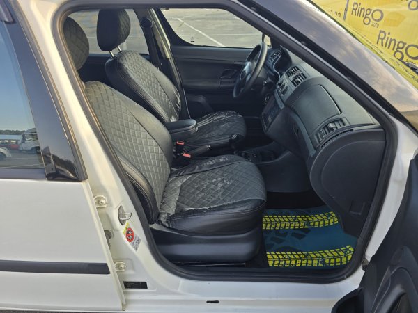 Skoda Roomster I · Рестайлинг - Image 13