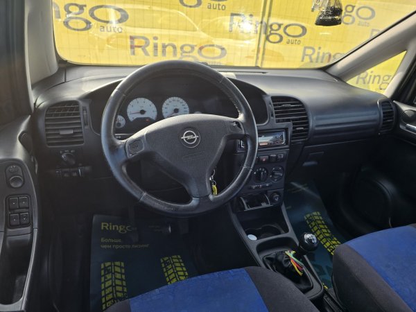 Opel Zafira A - Image 18