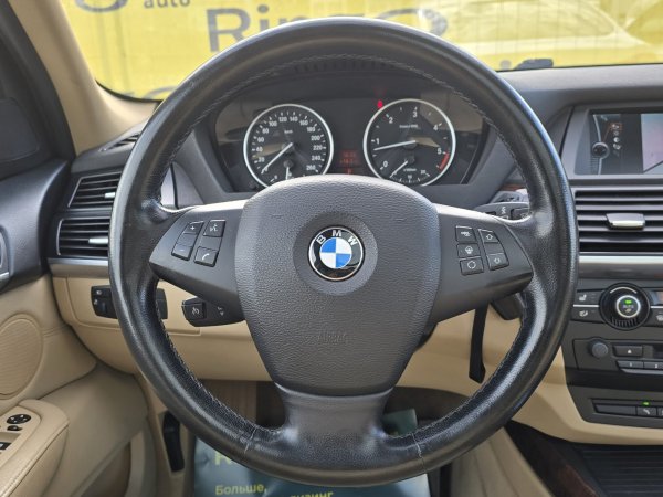 BMW X5 E70 - Image 21