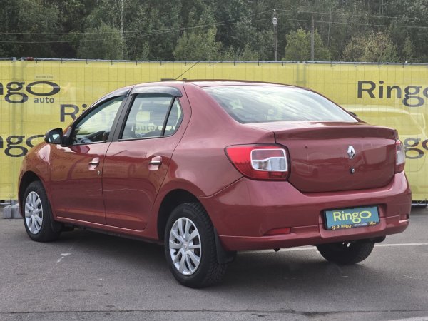 Renault Logan II - Image 4