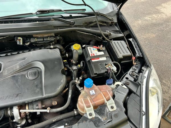 Fiat Linea, 2011 г - Image 21