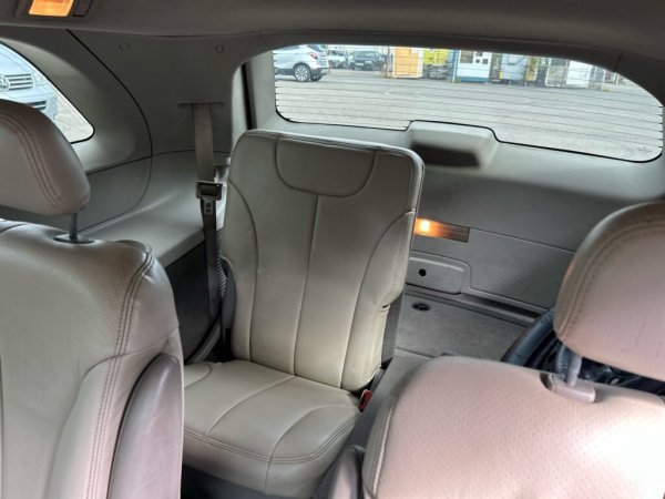 Chrysler Pacifica I, 7 мест, 2005 г - Image 24