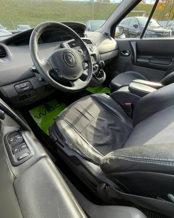 Renault Scenic II - Image 11