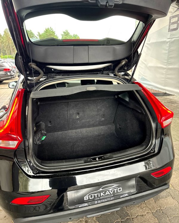 Volvo V40 II - Image 15