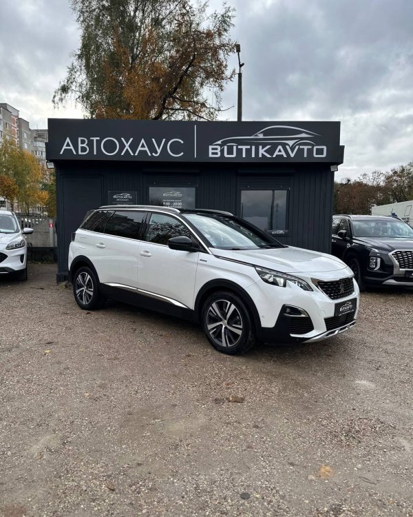 Peugeot 5008 II