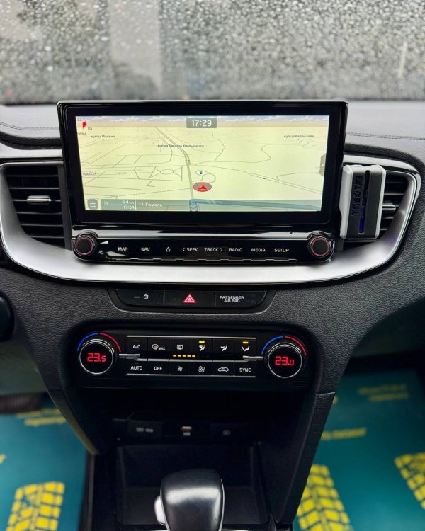 Kia Cee'd III - Image 16