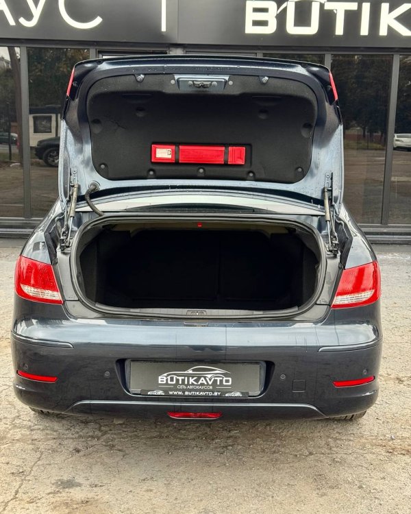 Peugeot 408 I · Рестайлинг - Image 12
