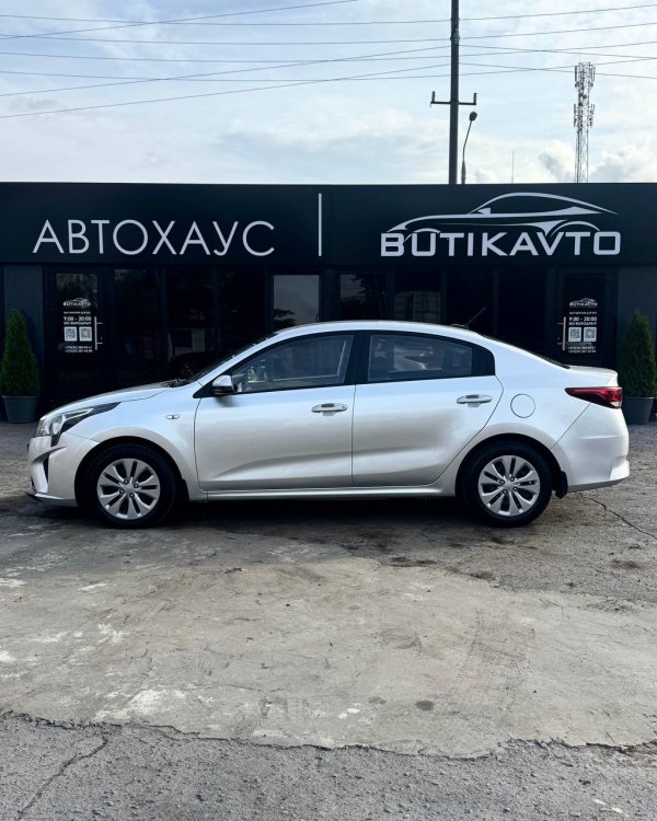 Kia Rio - Image 8
