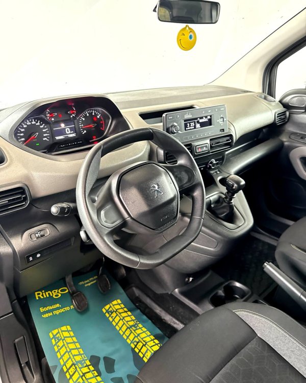 Peugeot Rifter  I - Image 11