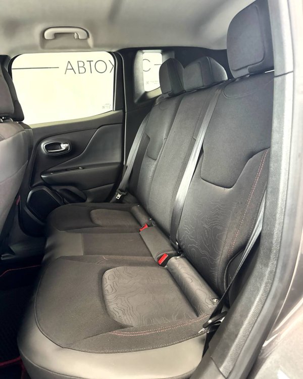 Jeep Renegade I · Рестайлинг - Image 14