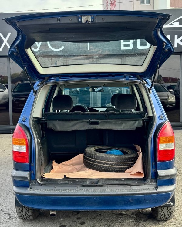 Opel Zafira A - Image 14