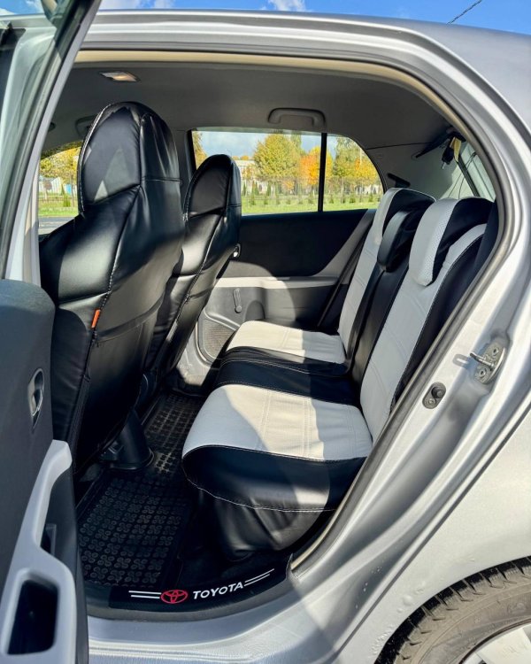 Toyota Yaris II (XP9) · Рестайлинг - Image 11