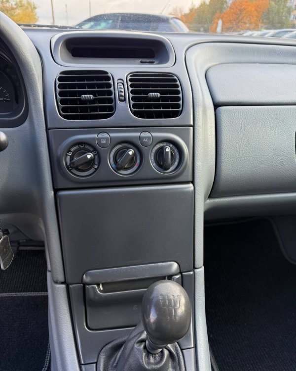 Renault Laguna I · Рестайлинг - Image 10