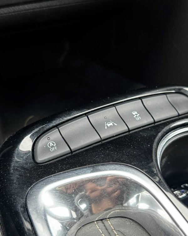 Buick Encore GX I - Image 19