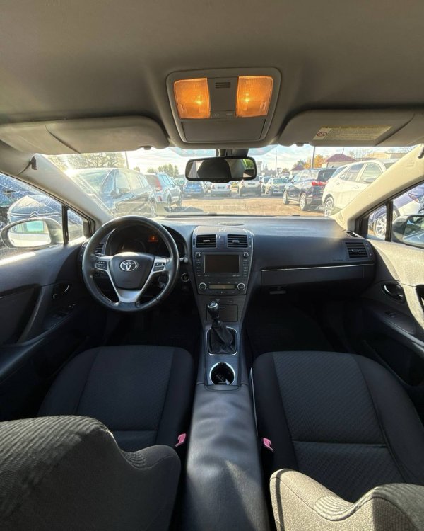 Toyota Avensis III (T270) - Image 9