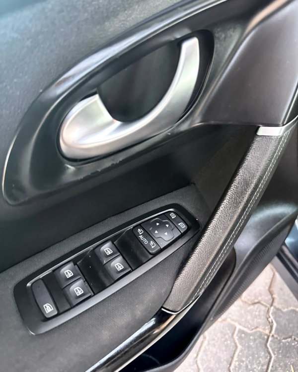 Renault Kadjar I · Рестайлинг - Image 9