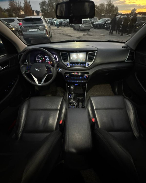 Hyundai Tucson III - Image 7