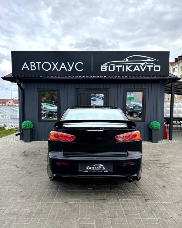 Mitsubishi Lancer X - Image 6