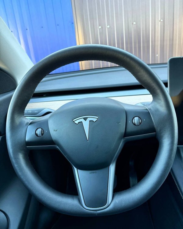 Tesla Model Y I - Image 14