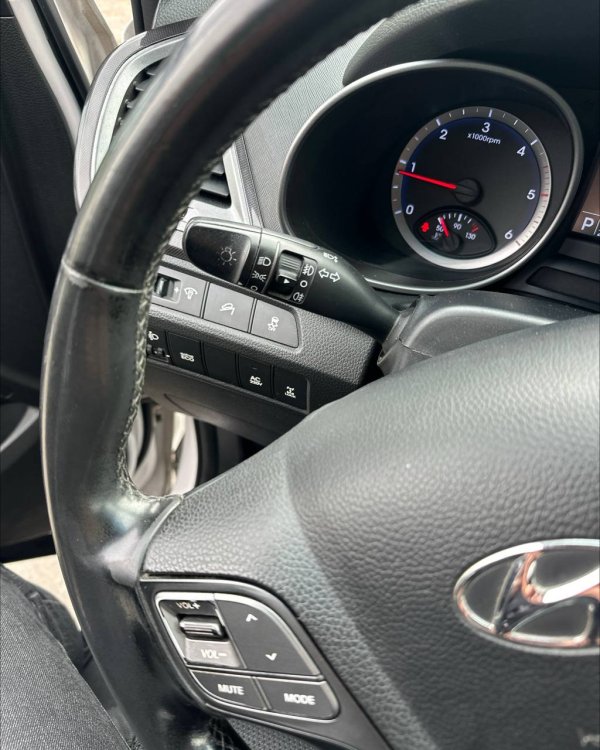 Hyundai Santa Fe DM - Image 13