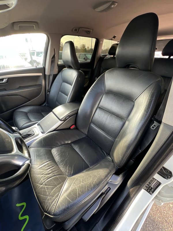 Volvo V70 III - Image 10