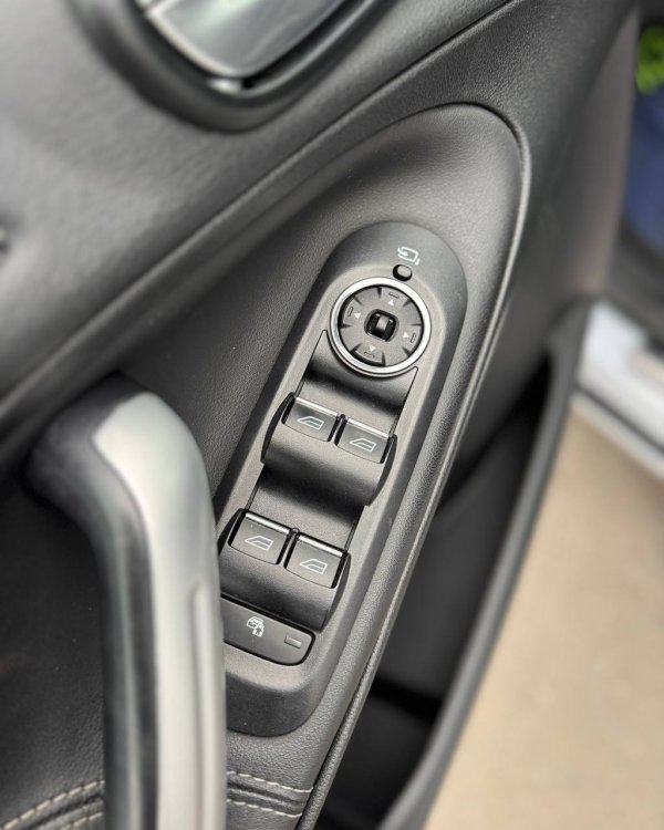 Ford S-MAX I · Рестайлинг - Image 18