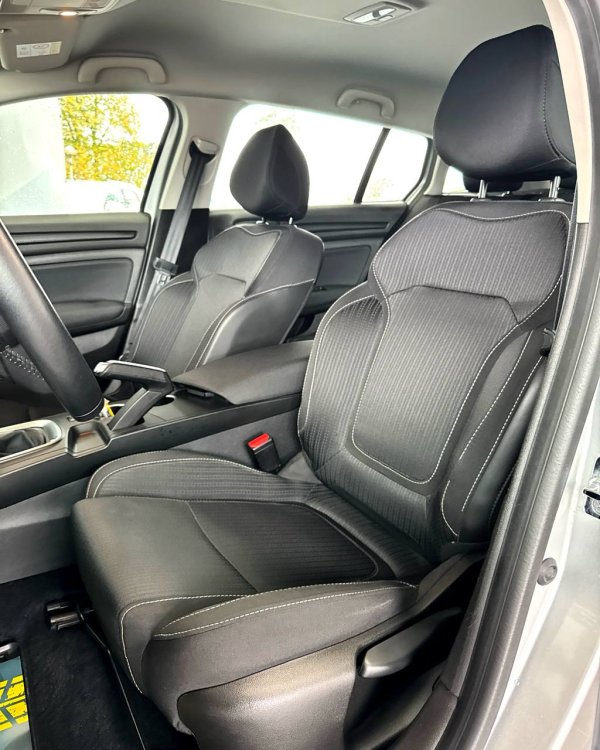 Renault Megane IV - Image 10