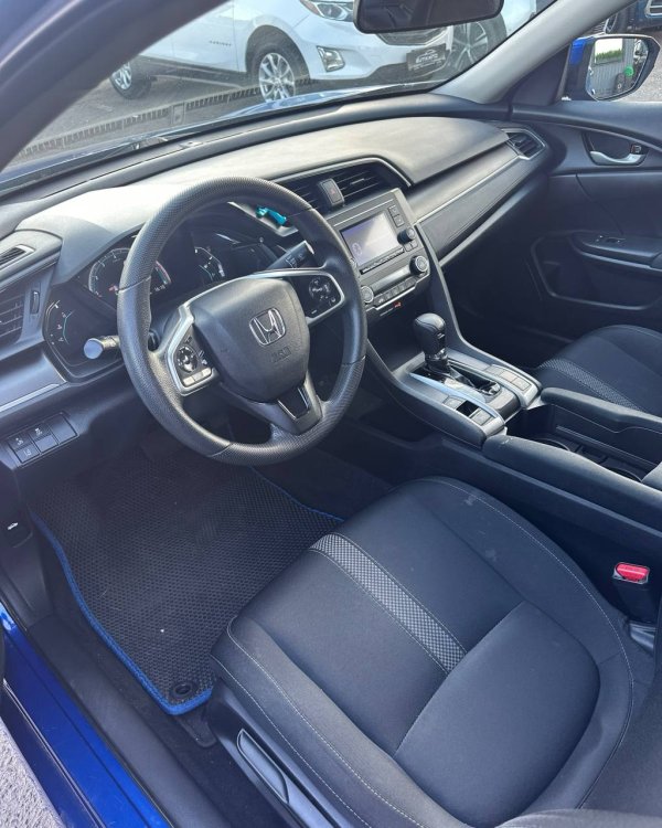 Honda Civic X - Image 10