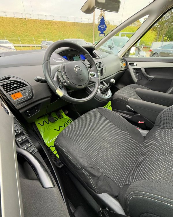 Citroen C4 Picasso I - Image 12