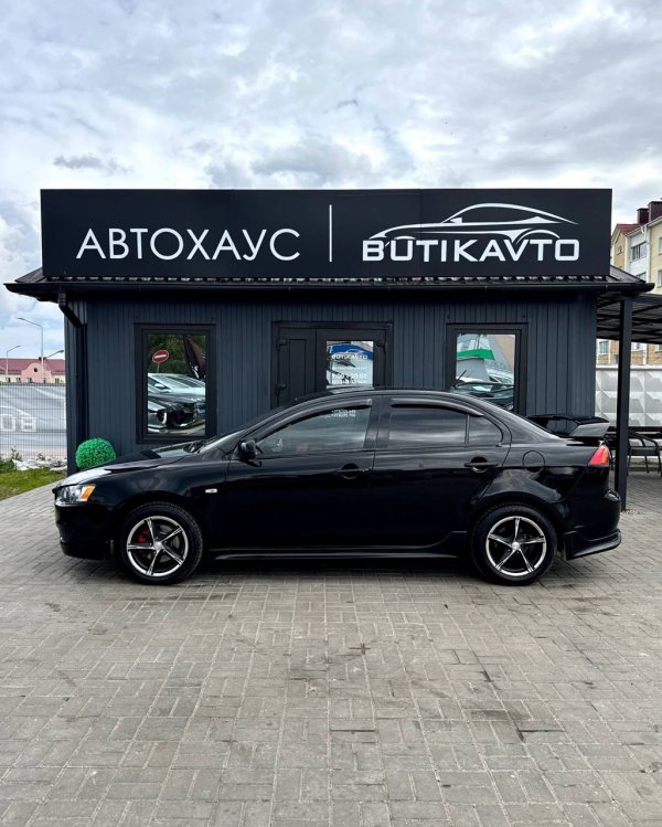 Mitsubishi Lancer X - Image 4