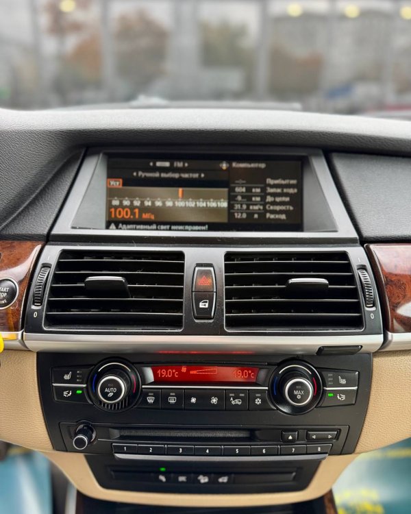 BMW X5 E70 - Image 16