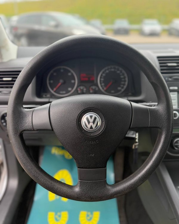 Volkswagen Golf V - Image 15