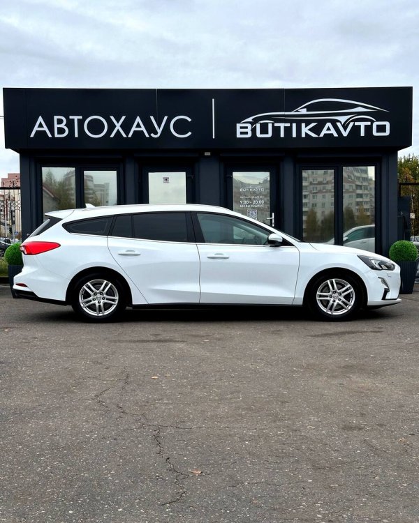 Ford Focus IV - Image 8