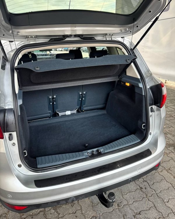 Ford C-MAX II - Image 14