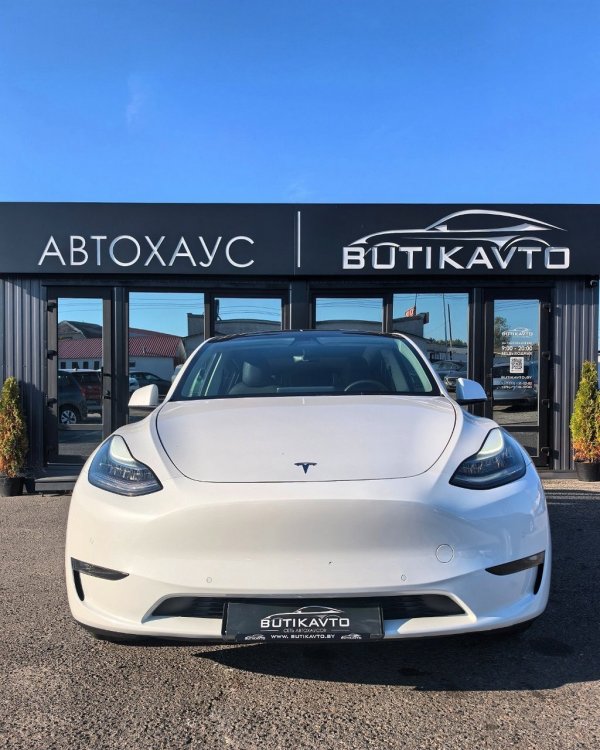 Tesla Model Y I - Image 2