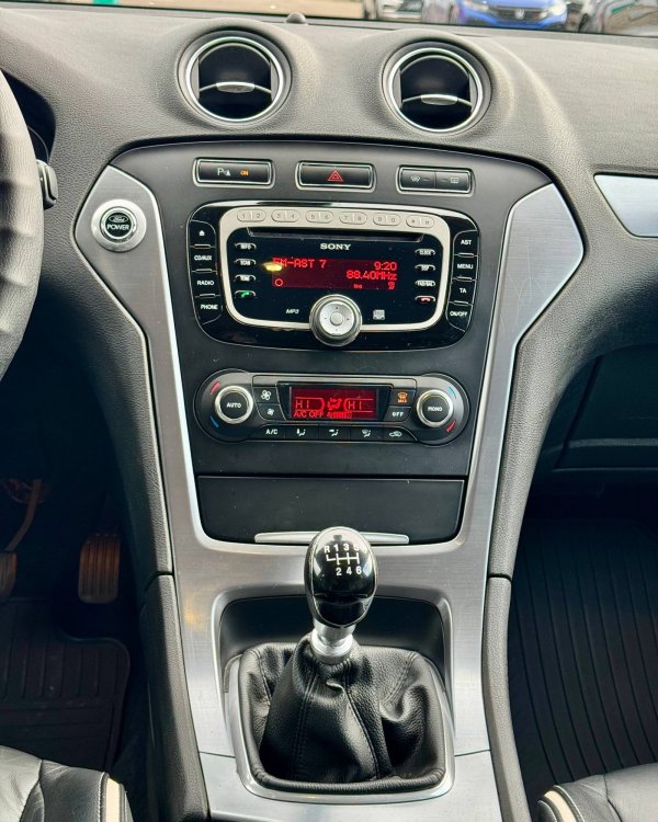 Ford Mondeo IV · Рестайлинг - Image 12